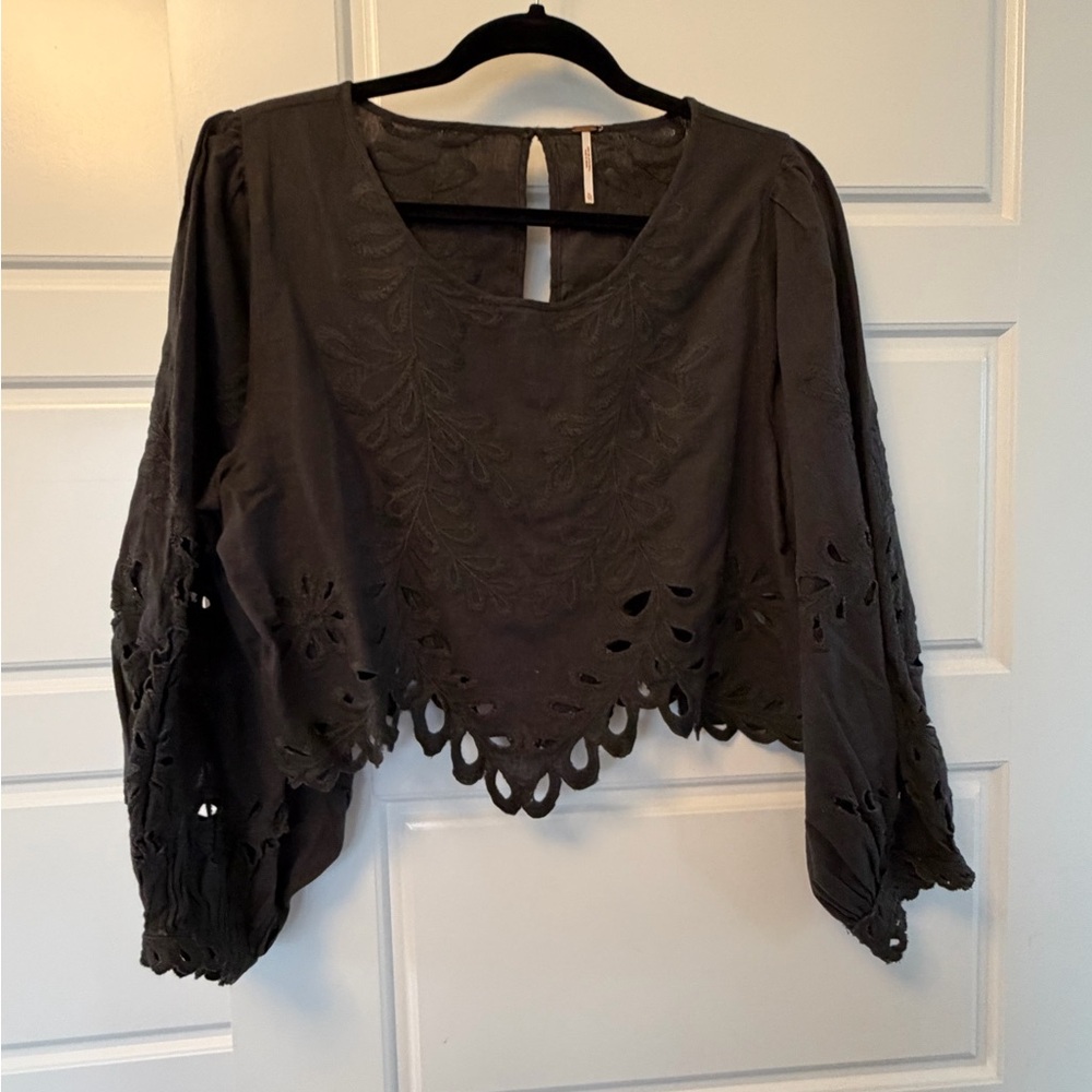 Chic Black Embroidered Women's Linen Blouse